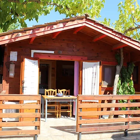 & Oasis Camping 4*