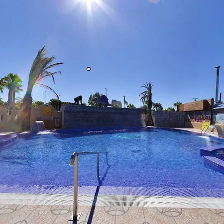 & Oasis Camping 4*