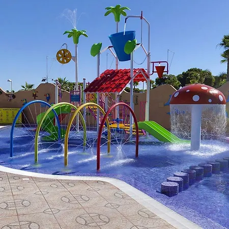 & Oasis Parque de Campismo 4*
